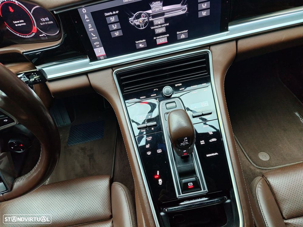 Porsche Panamera 4 E-Hybrid Executive - 21