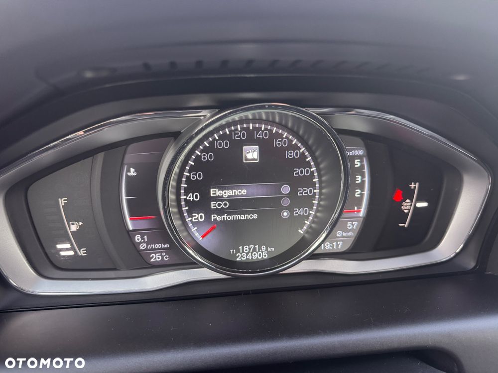 Volvo XC 60 D4 Summum - 14