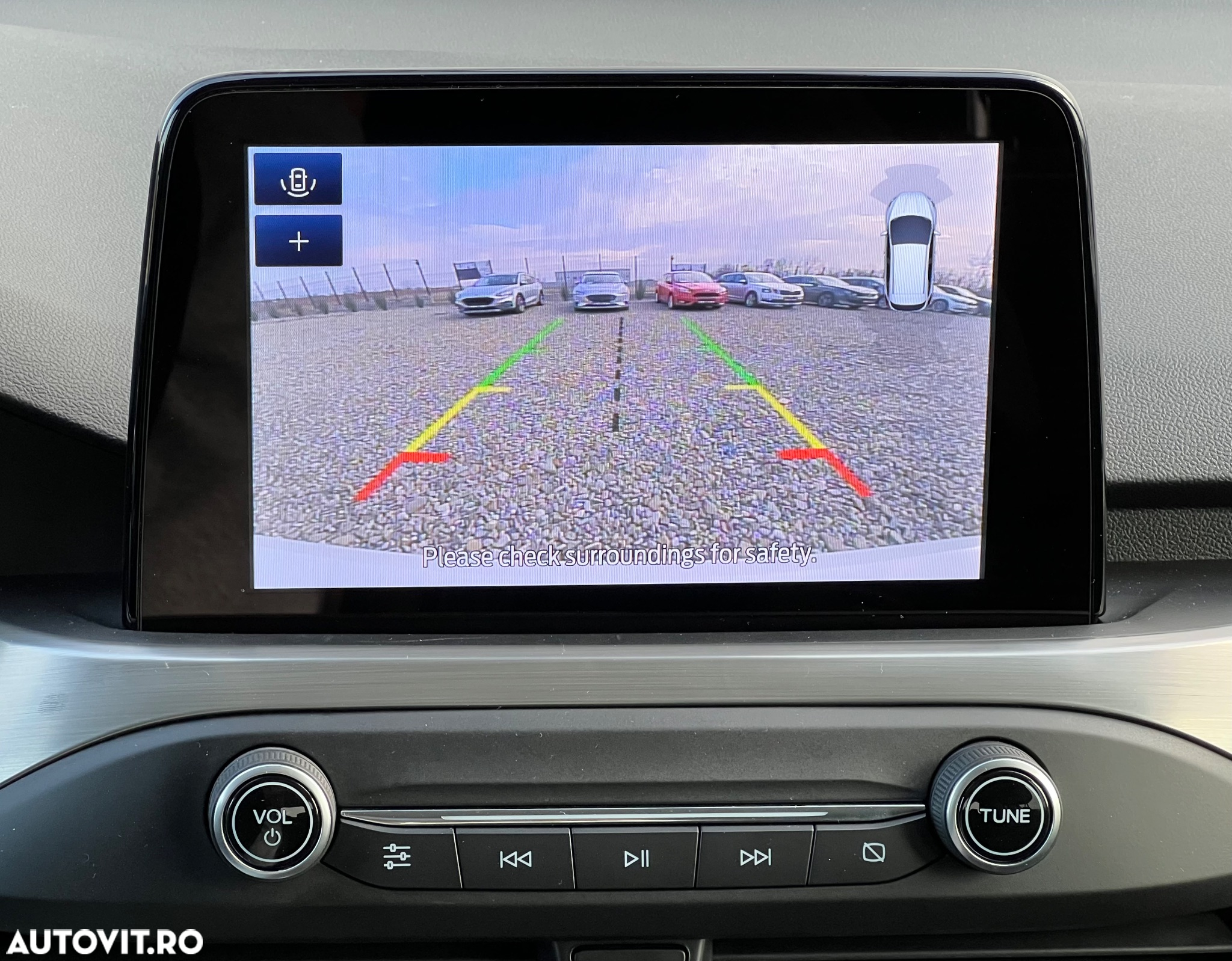 Ford Focus 1.5 EcoBlue Start-Stopp-System TITANIUM X - 11