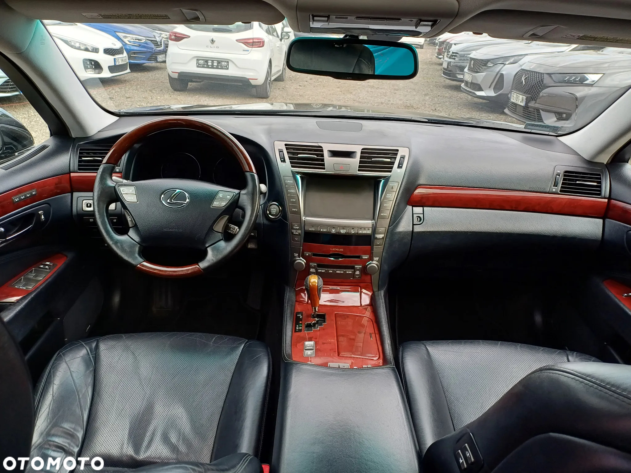 Lexus LS 460 Prestige - 27
