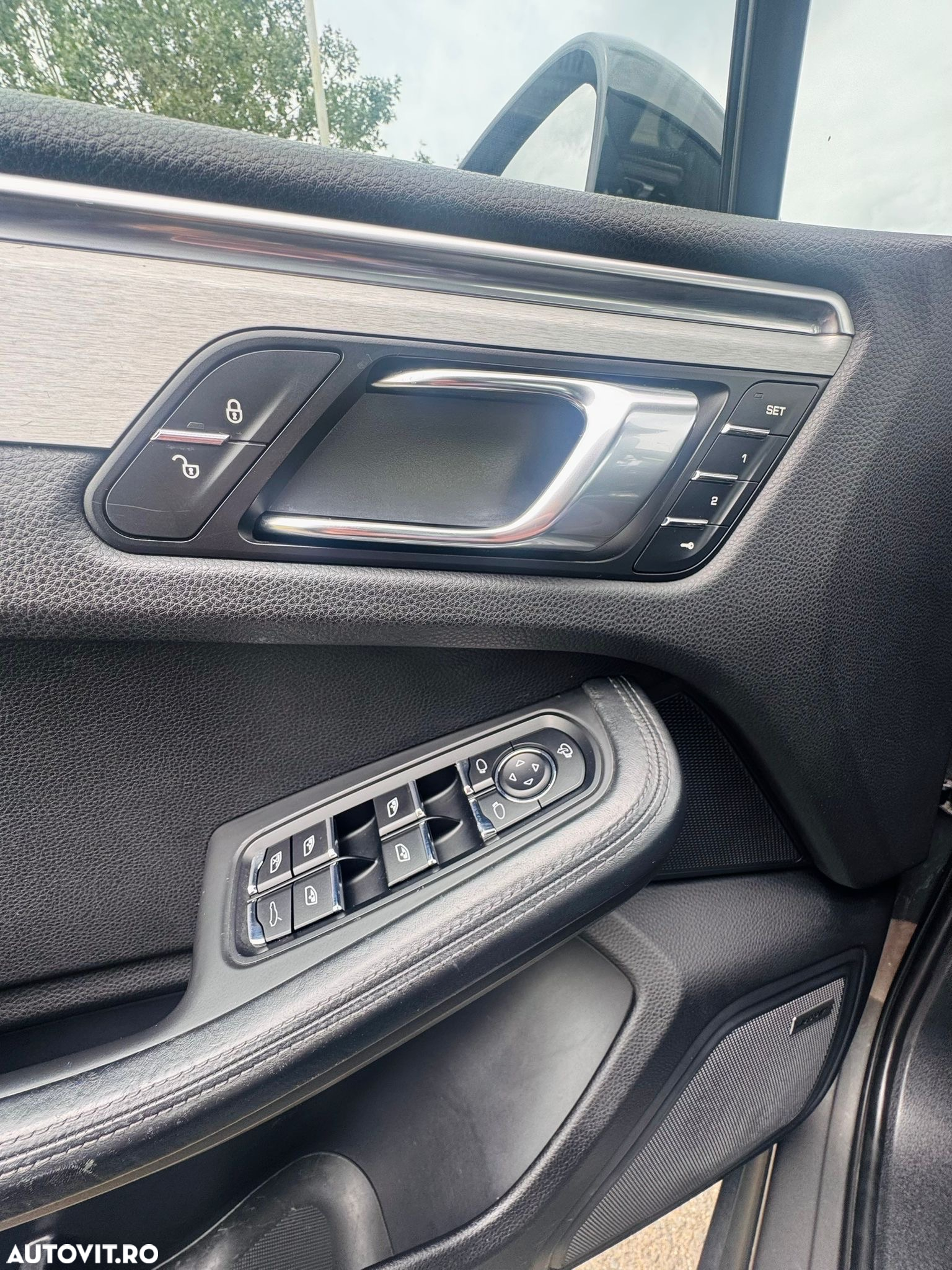 Porsche Macan - 9