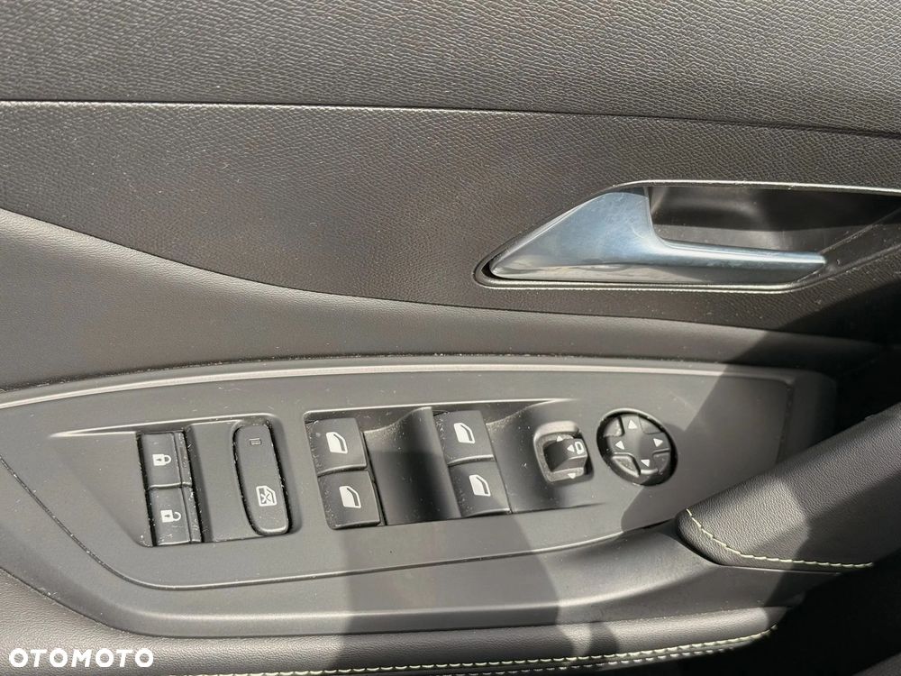 Peugeot 408 1.2 PureTech GT S&S EAT8 - 29