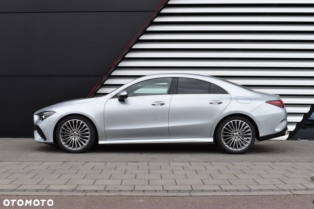 Mercedes-Benz CLA 220 AMG Line 7G-DCT - 5