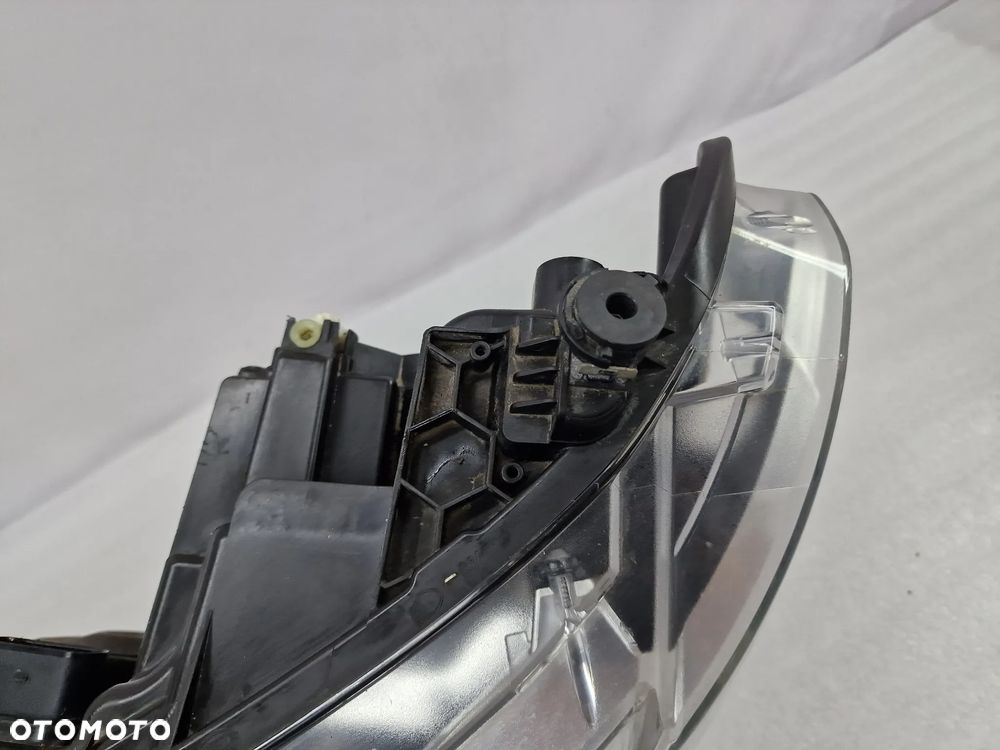 VW CRAFTER II 2 / MAN TGE 16- LEWA ZWYKŁA LAMPA PRZEDNIA PRZÓD , NR 7C1941005 , NR AUKCJI LA155 - 11