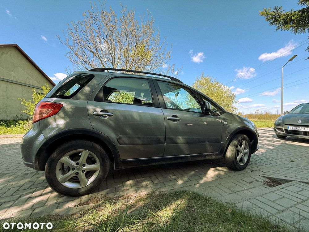 Suzuki SX4 - 9