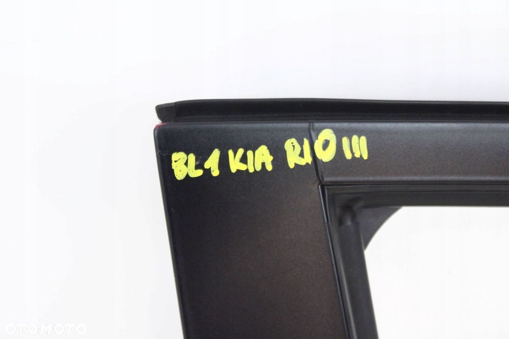 KIA RIO III 3 5D 2011R- DRZWI PRAWE PRAWY PRZÓD PRZEDNIE BEG - KOD LAKIERU - 8