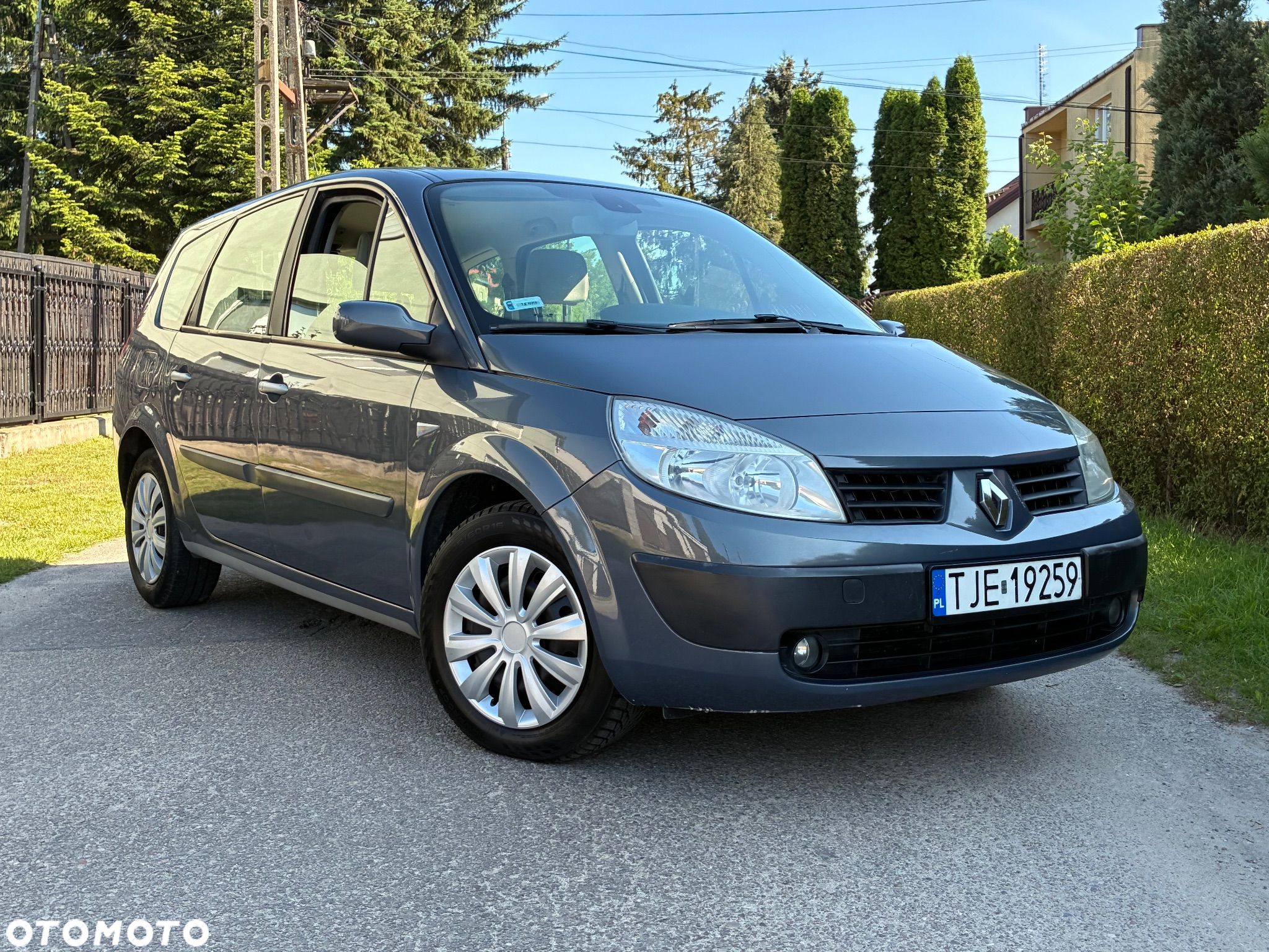 Renault Scenic 1.6 16V 110 Expression - 1