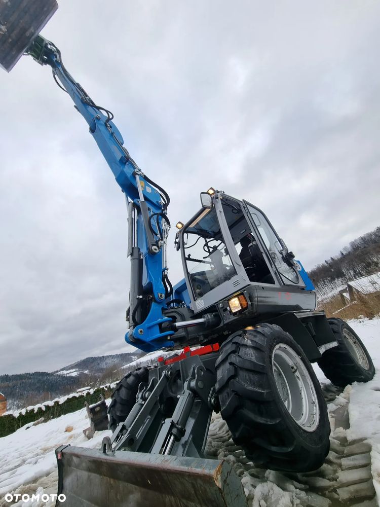 Wacker Neuson EW100 Koparka Kołowa 11 ton. 3x Ramię +ROTOTIL z regulacją szybkości+ Skosowanie Hydr+Pompa ON Łyżki. z Norwegii Jak Nowa z salonu! 2086mtg PERKINS silnik. STABILIZATORY Klima. DEKRA 2026r. Książka serwisowa. Szybkozłącze Hydr. Opcja podpięcia samego wiertła do gleby. - 5
