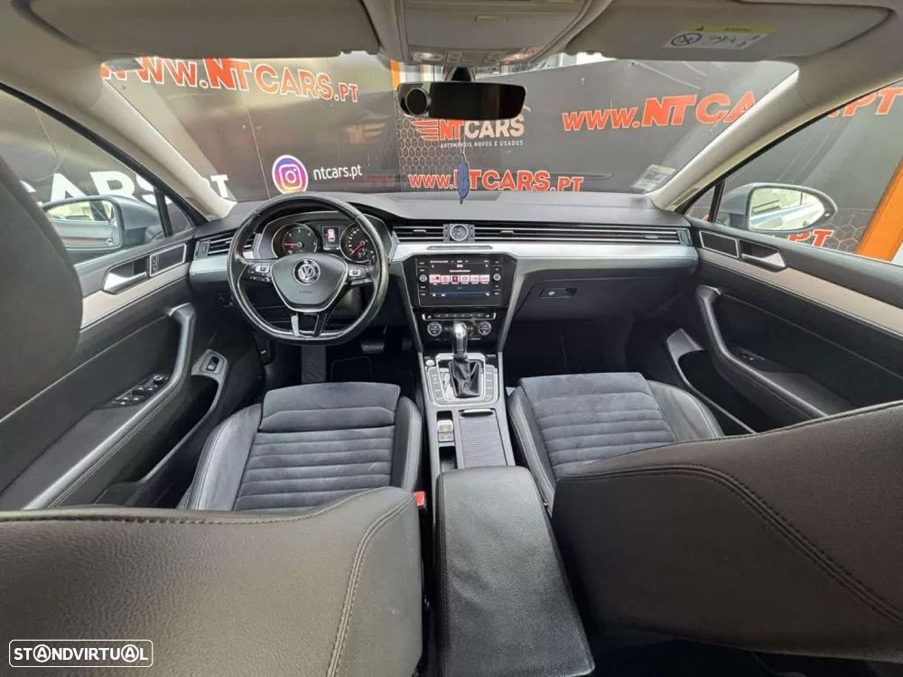 VW Passat Variant 2.0 TDi R-Line DSG - 22