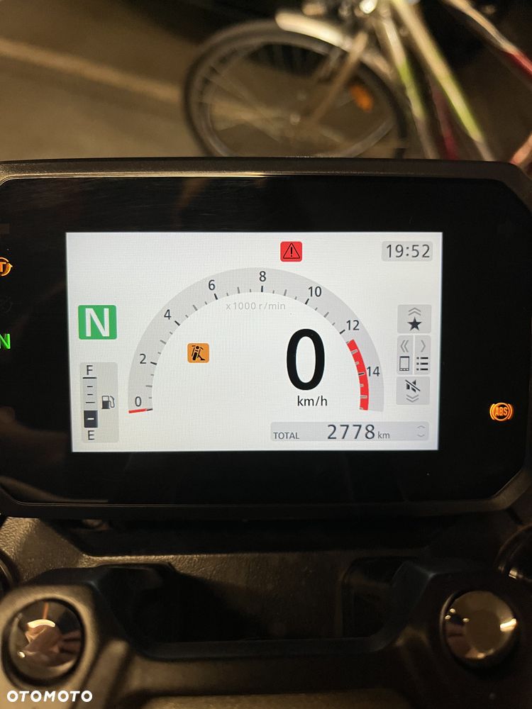 Honda CB - 4