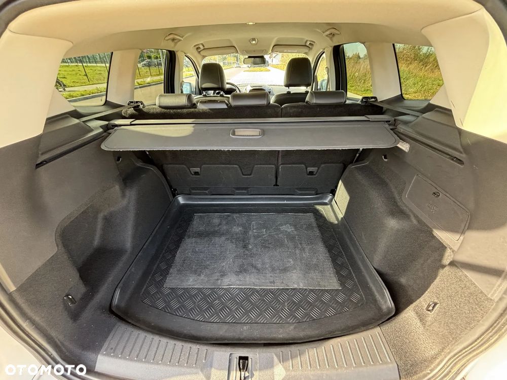 Ford Kuga 2.0 TDCi 4x4 Titanium - 18