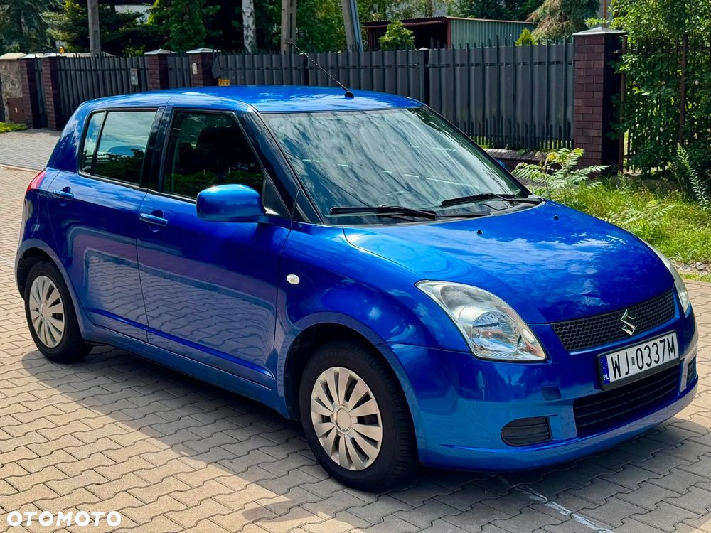 Suzuki Swift 2006 photo 2