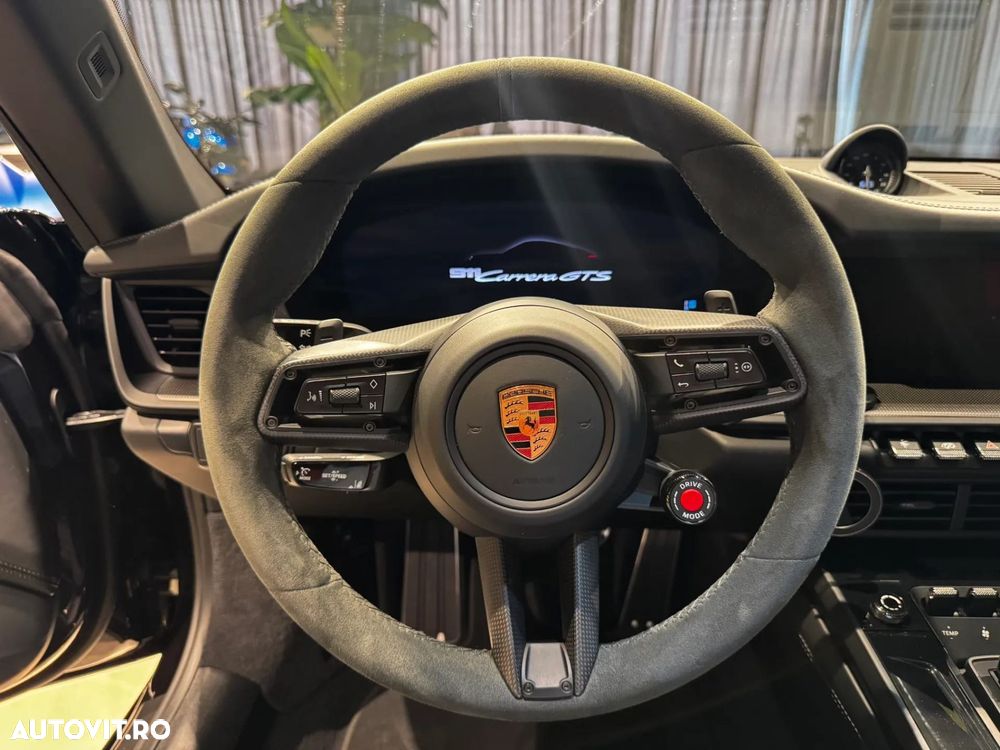Porsche 911 - 26