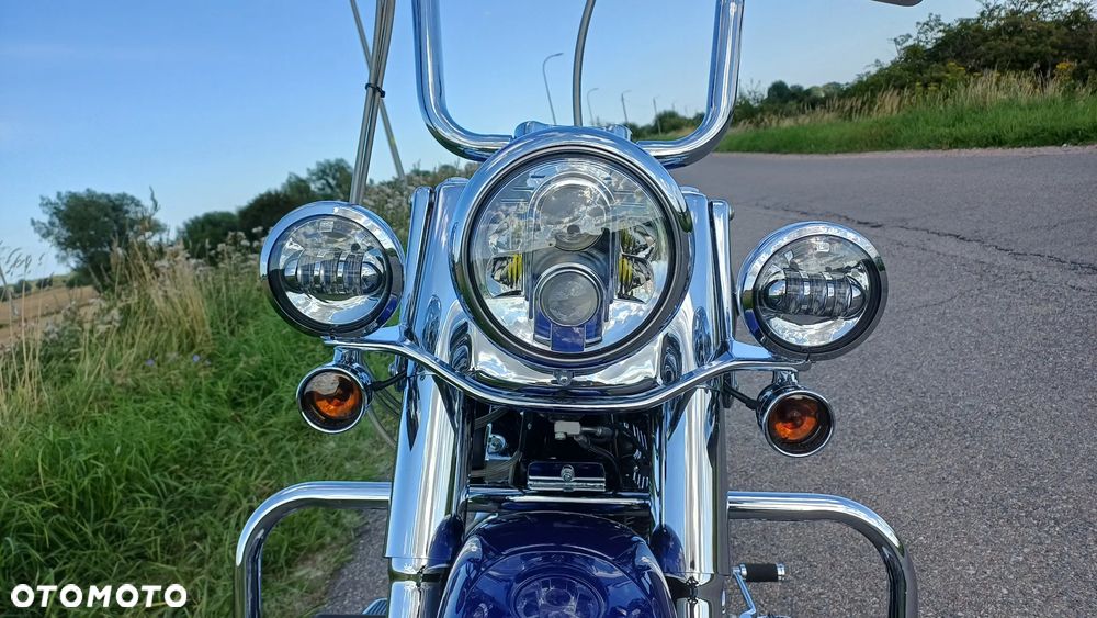Harley-Davidson Softail Deluxe - 11