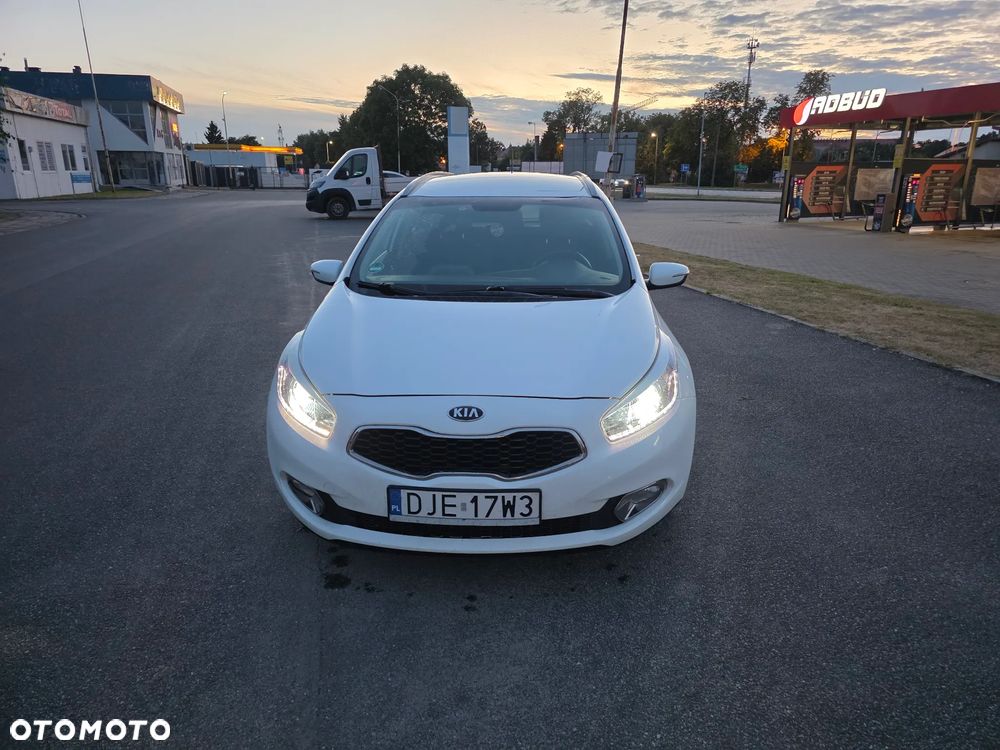 Kia Ceed 1.6 GDI L Business Line - 3