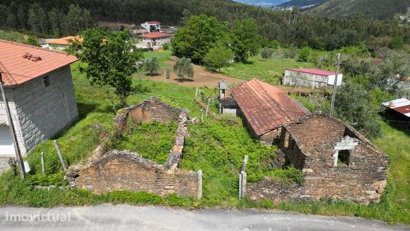 Ruína em Pedra com Grande Potencial de Reconstrução - Grande imagem: 4/6