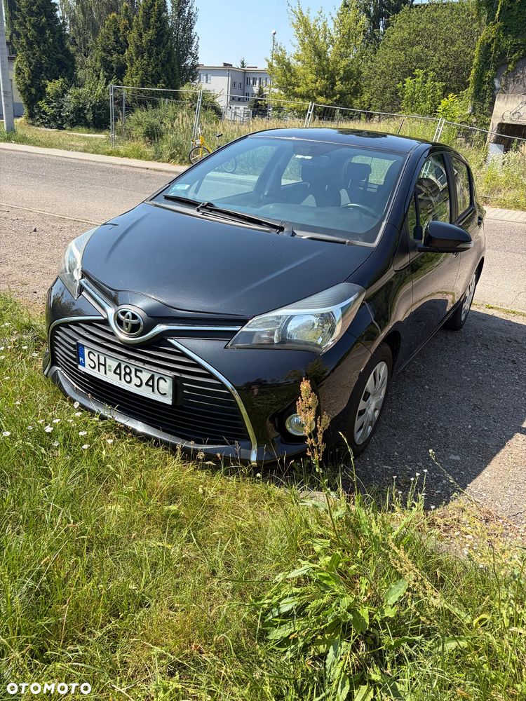 Toyota Yaris 1.33 Premium - 4