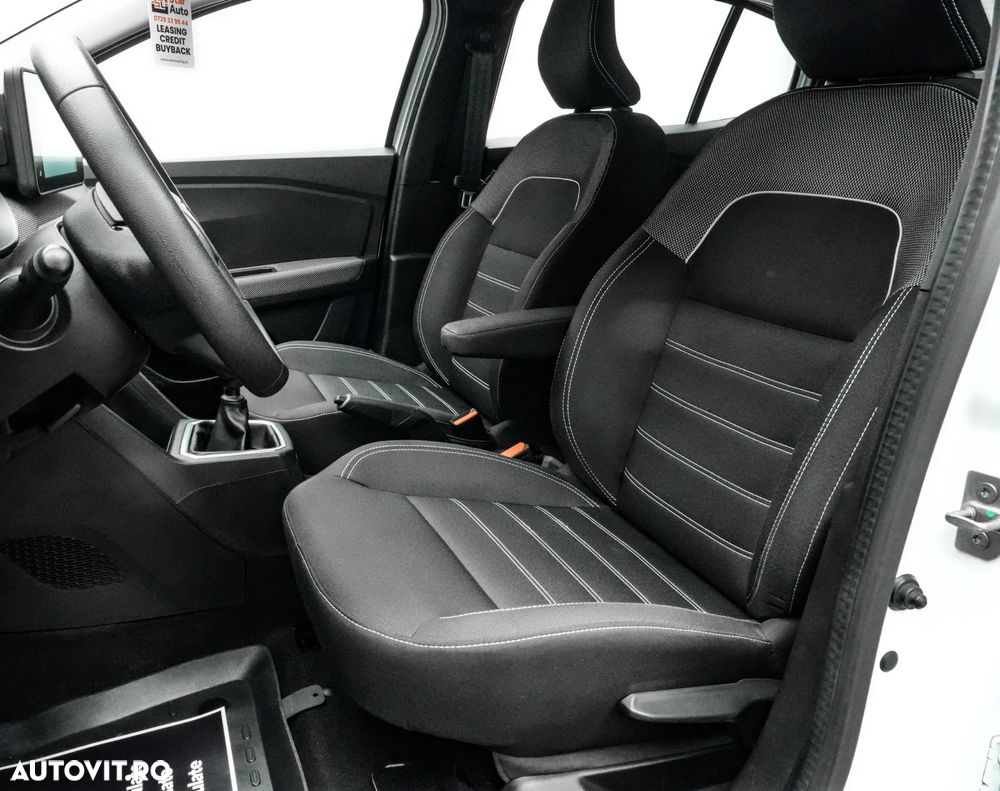 Dacia Logan TCe 90 Essential - 14