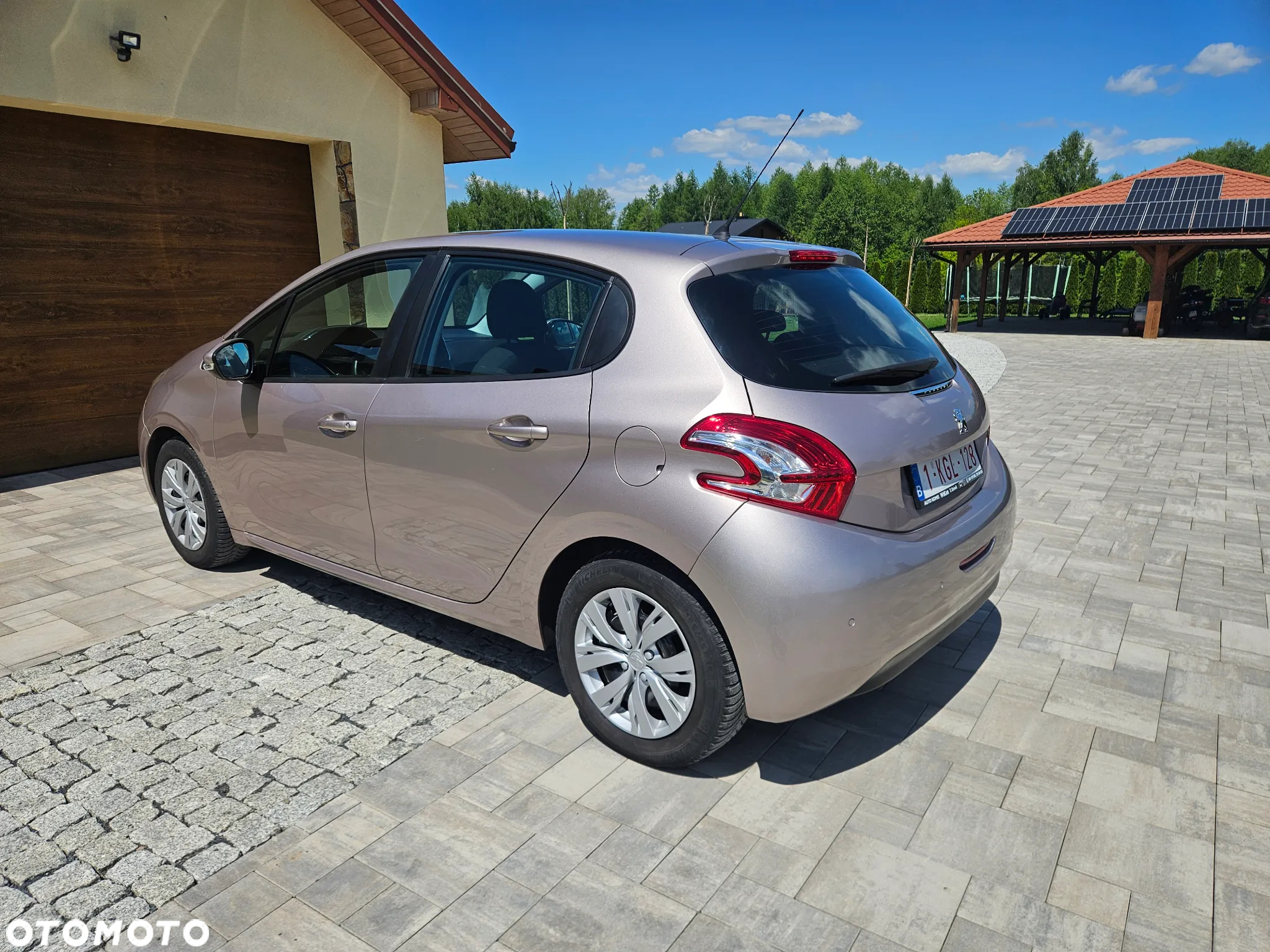 Peugeot 208 1.2 PureTech GPF Allure S&S - 15