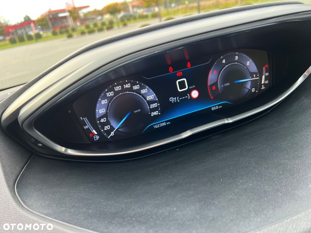 Peugeot 5008 - 28