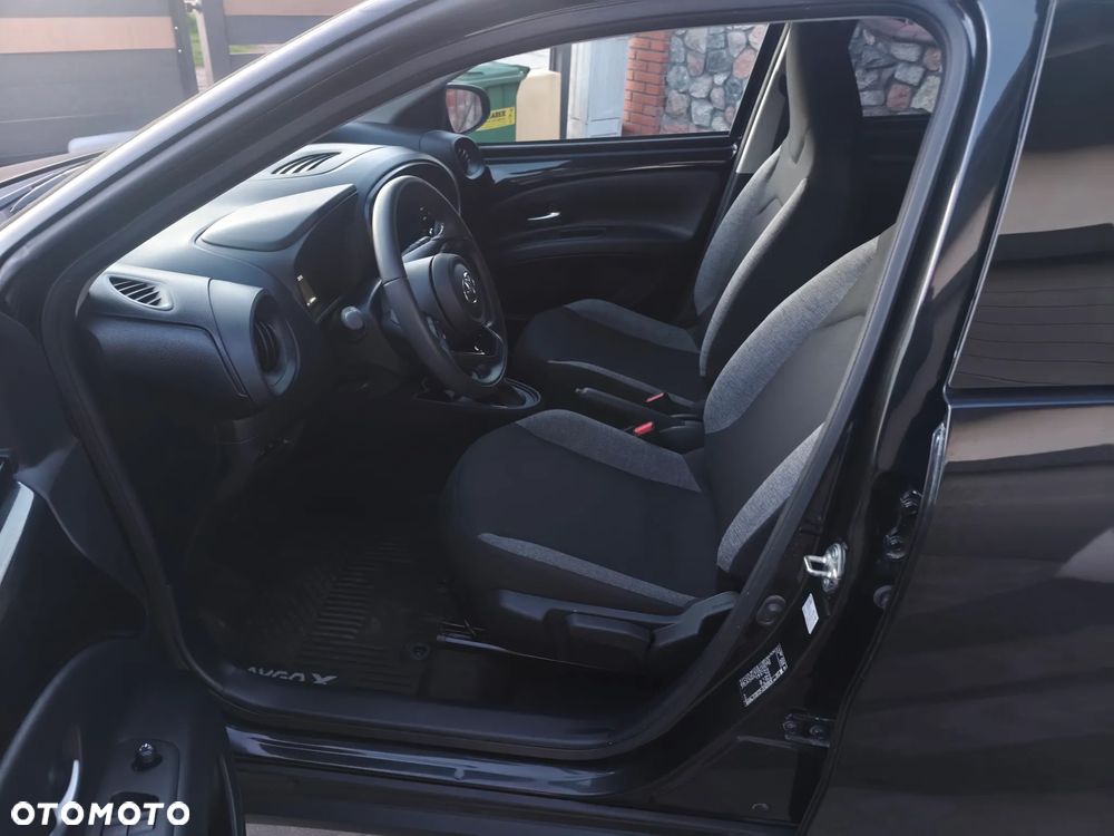 Toyota Aygo X S-CVT Air Prestige - 8