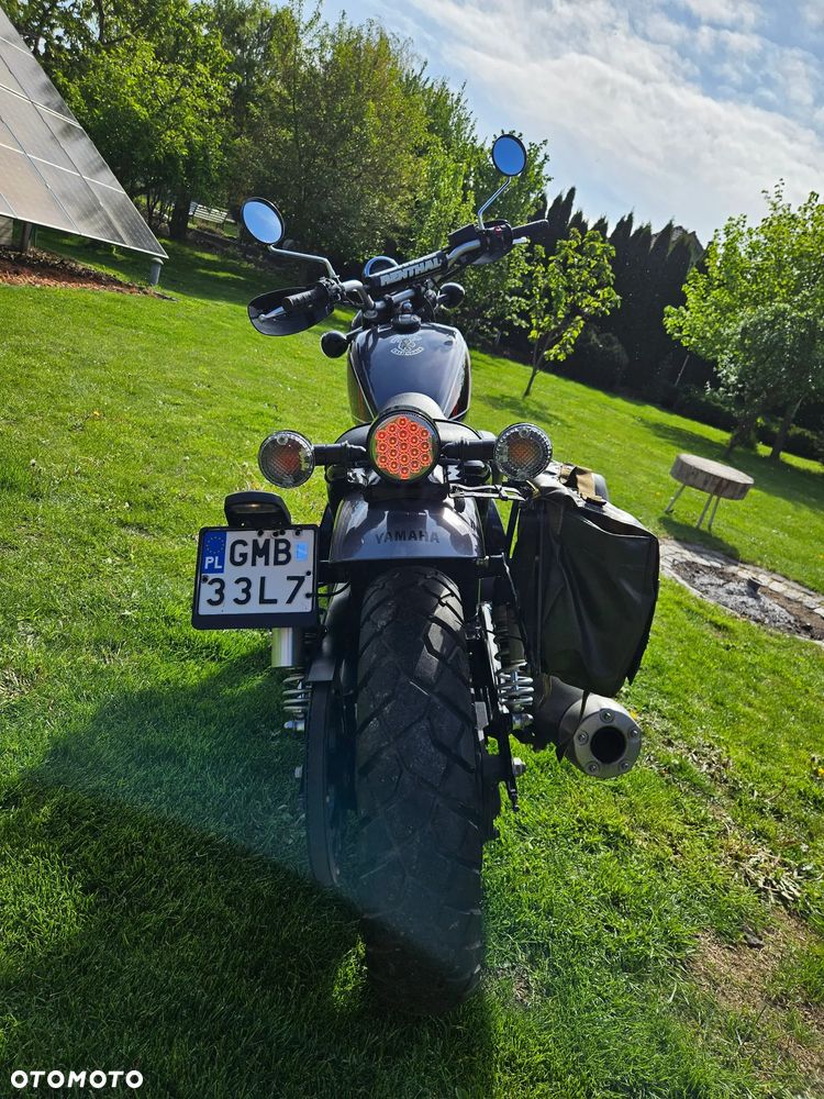 Yamaha SCR - 12