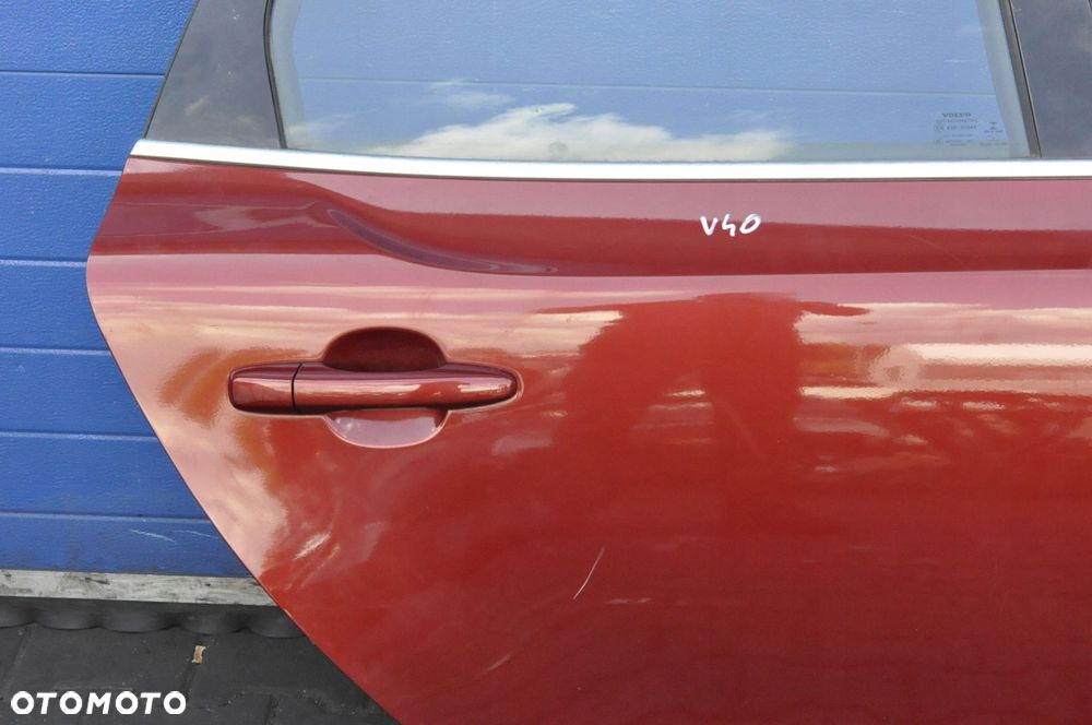 VOLVO V40 II DRZWI PRAWY TYŁ TYLNE KOMPLETNE - 2
