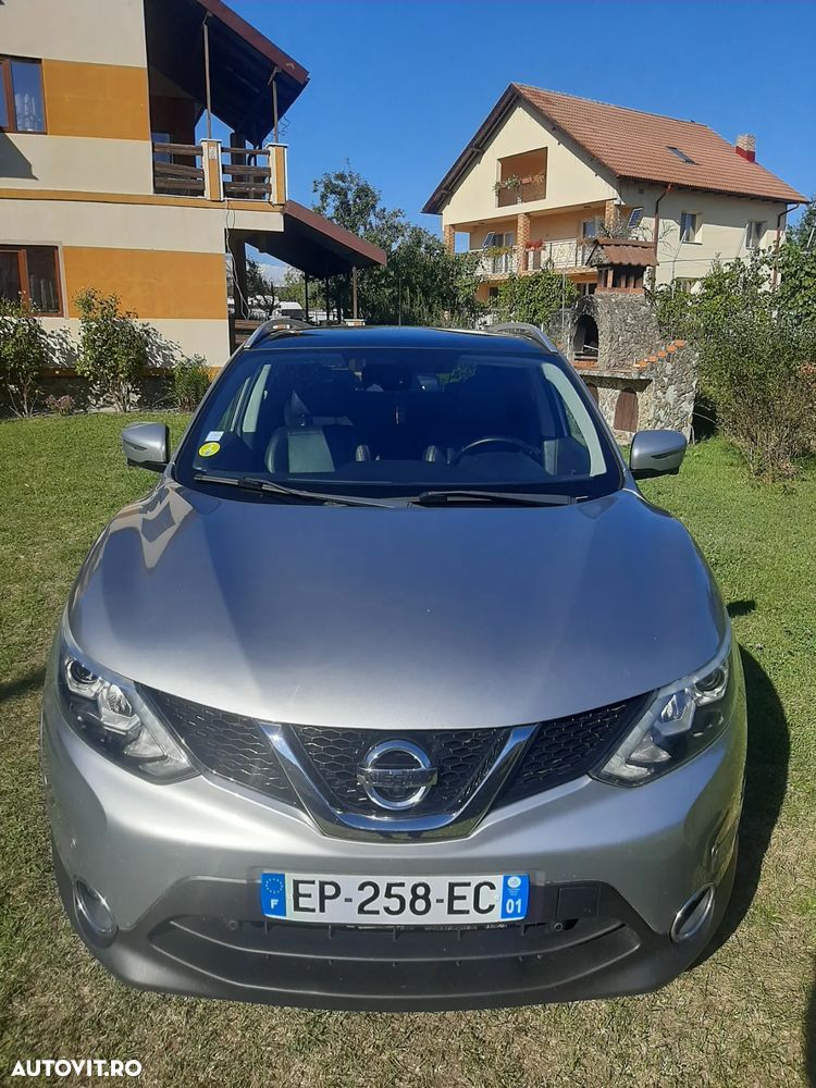 Nissan Qashqai 1.6 DCI Start/Stop X-TRONIC Tekna - 2