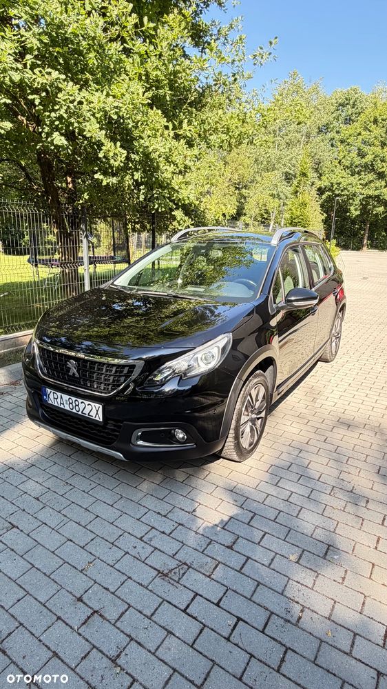 Peugeot 2008 1.2 Pure Tech Allure S&S - 3
