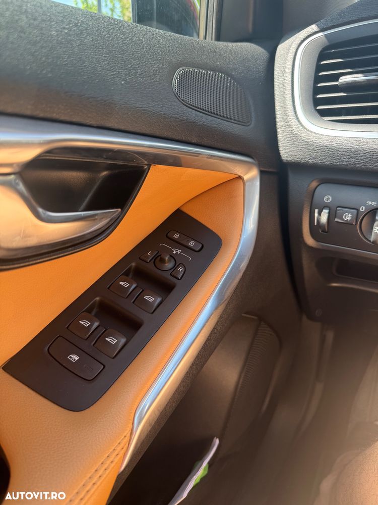 Volvo V40 D3 - 14