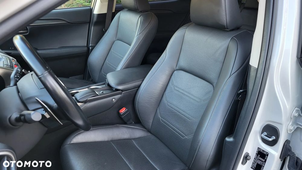 Lexus NX 200t Comfort AWD - 16