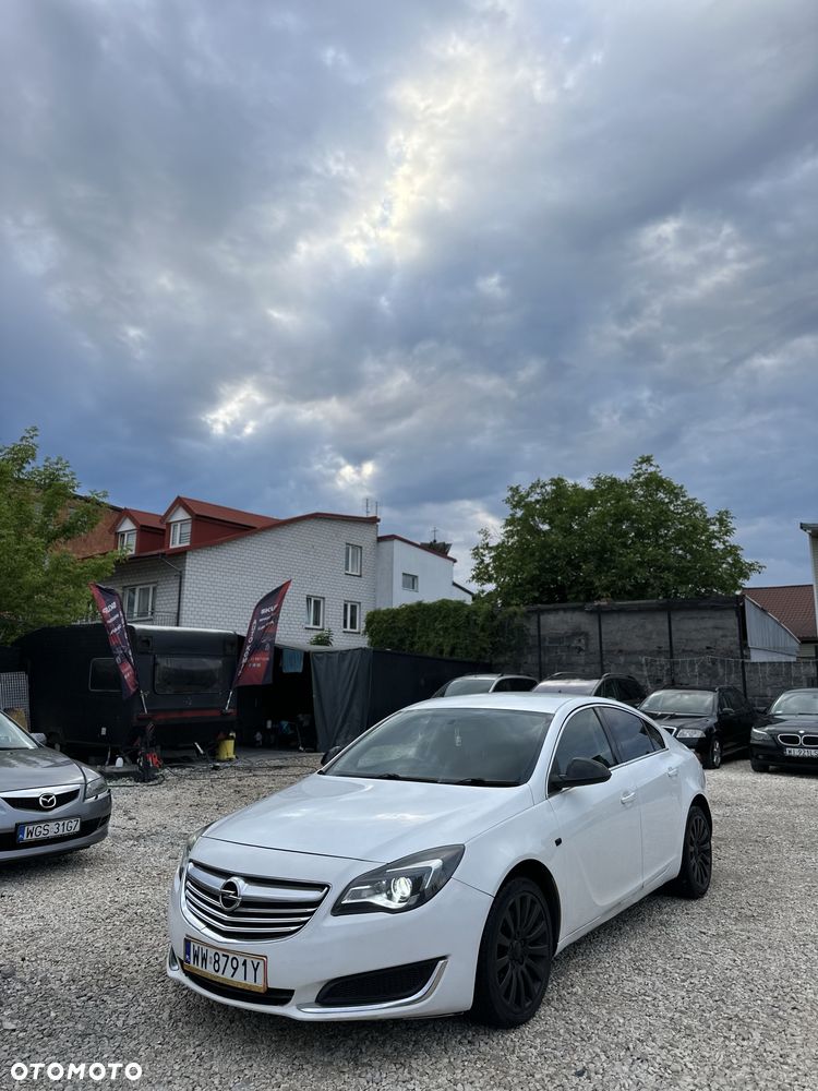 Opel Insignia - 1