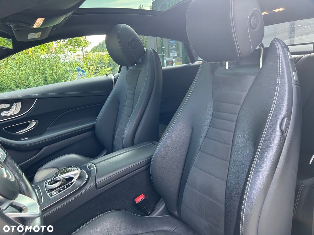 Mercedes-Benz Klasa E 220 d Coupe 4-Matic 9G-TRONIC - 11