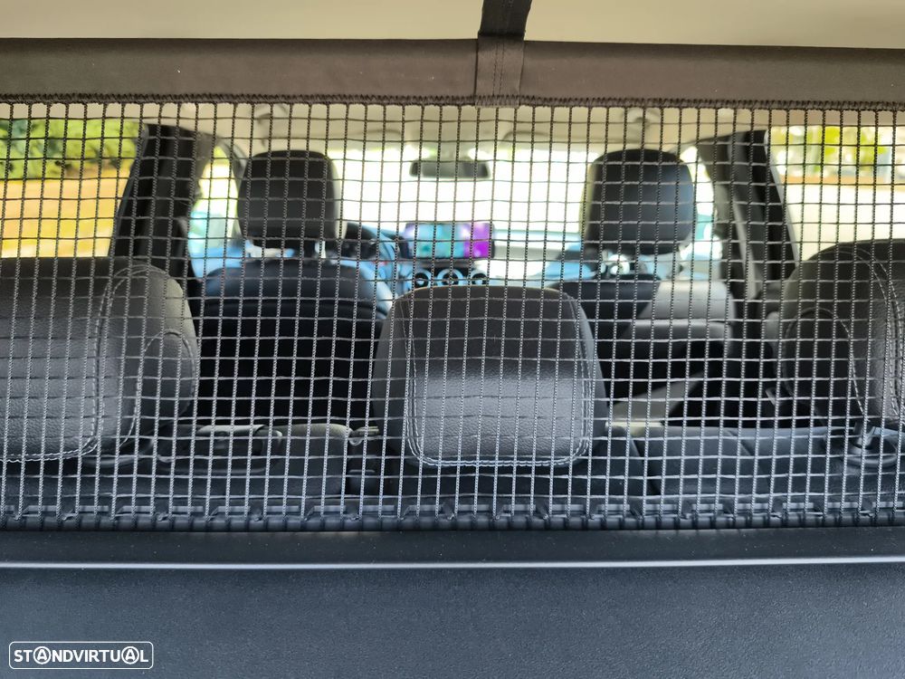 Mercedes-Benz C 220 d BE Edition AMG Line Aut. — fotografia 22
