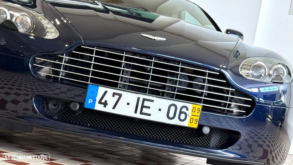 Aston Martin Vantage Roadster V8 Sportshift - 11