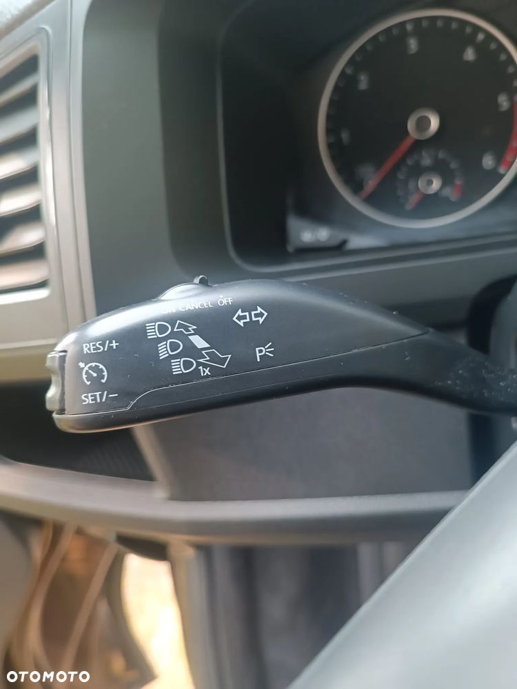 Volkswagen Multivan 2.0 TDI L1 Trendline - 22