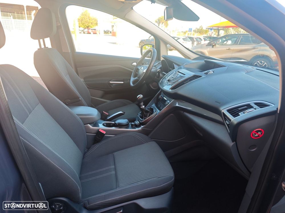 Ford Grand C-Max 1.6 TDCi Titanium - 12