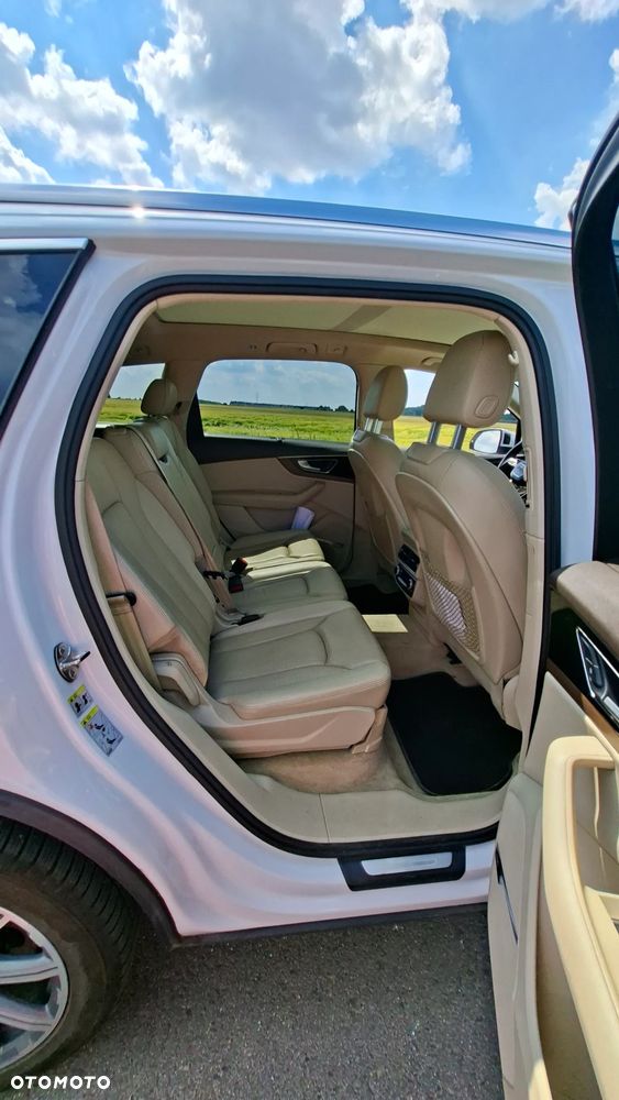 Audi Q7 - 17