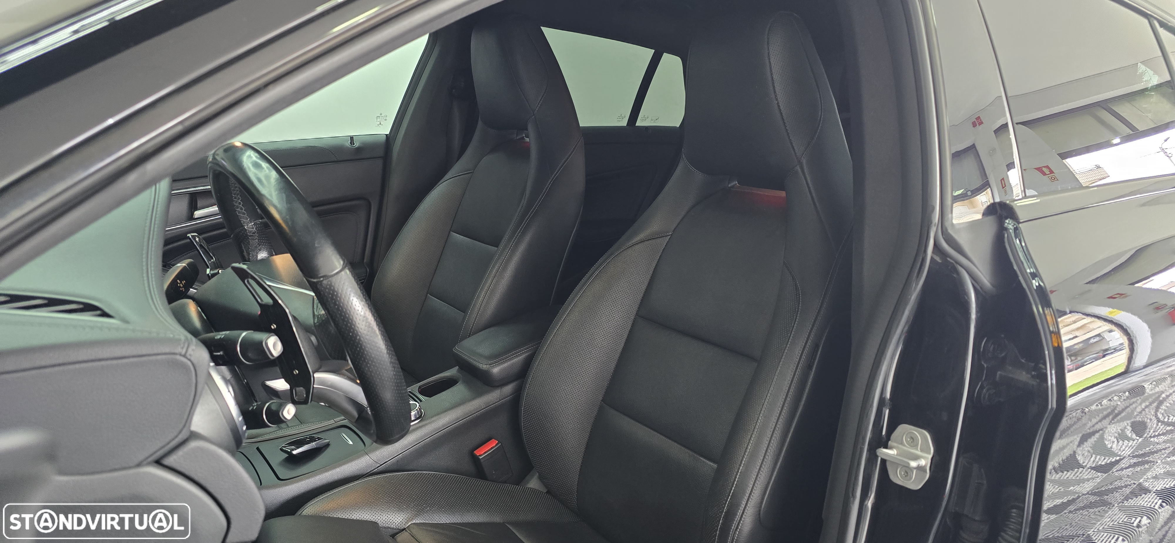 Mercedes-Benz CLA 220 d Shooting Brake AMG Line Aut. - 47