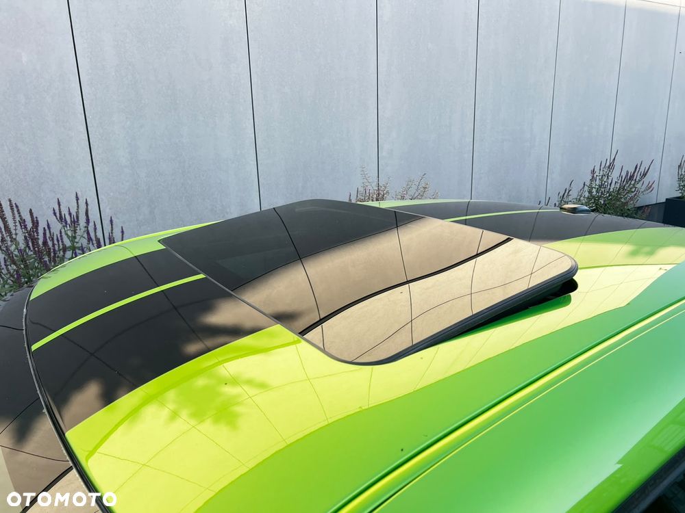 Dodge Challenger - 7
