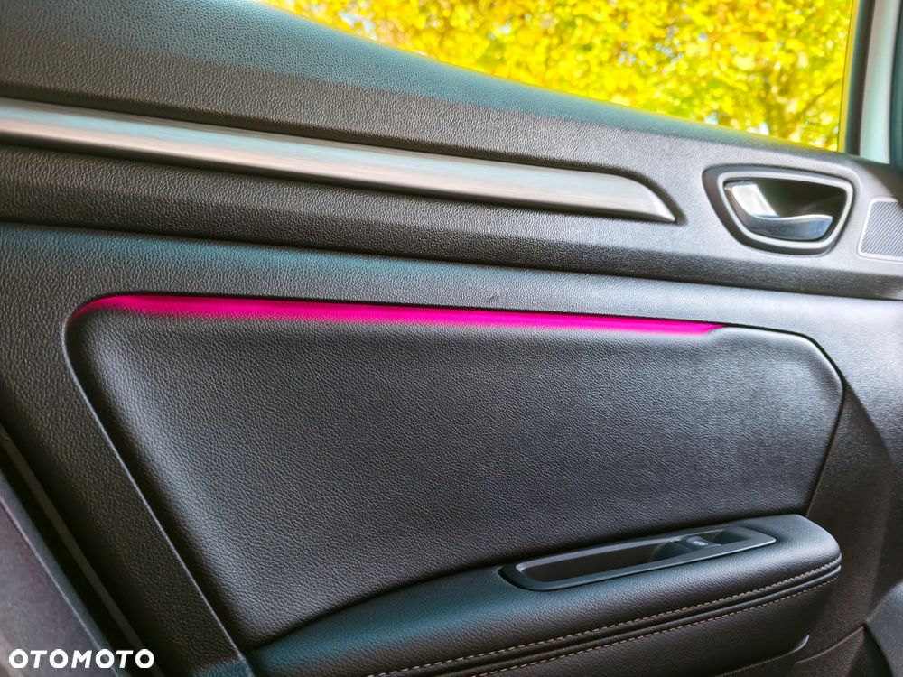 Renault Megane ENERGY dCi 110 Start & Stop Bose Edition - 33