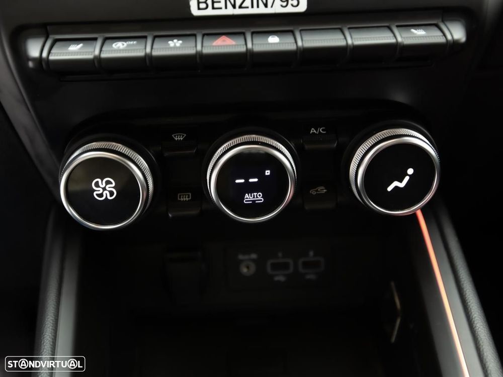 Renault Clio TCe 100 INTENS - 19