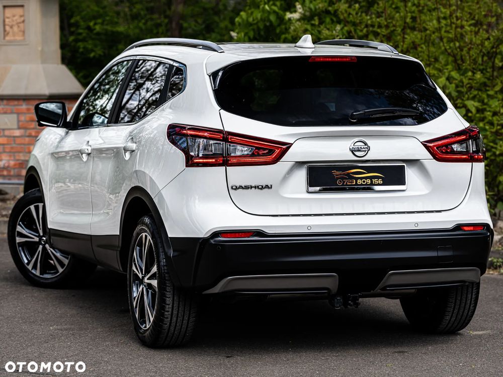 Nissan Qashqai 1.6 DIG-T N-Connecta - 4