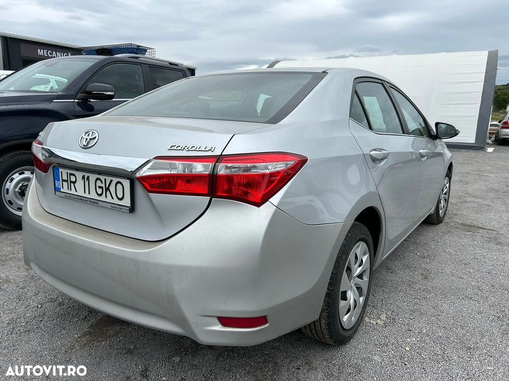 Toyota Corolla 1.6 Valvematic Terra - 15