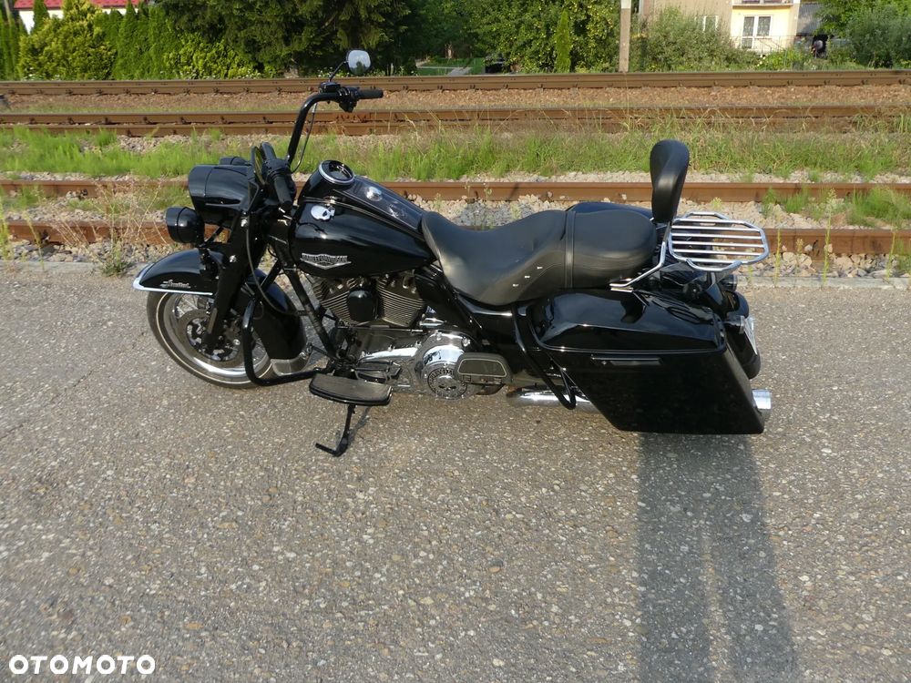 Harley-Davidson Touring Road King - 2