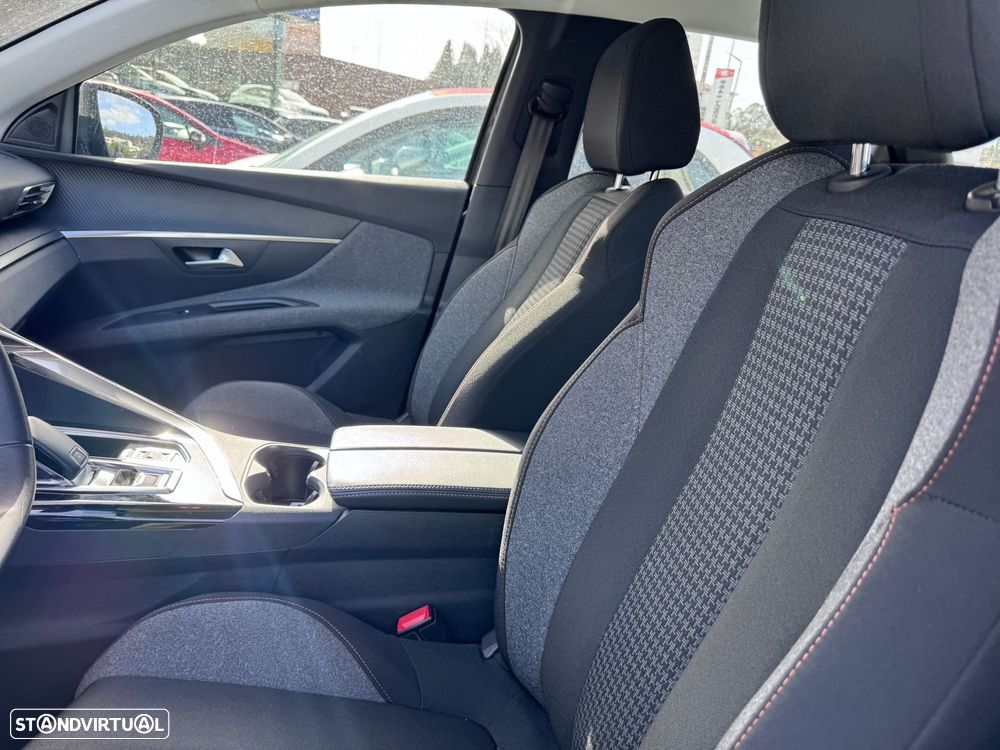 Peugeot 3008 1.2 PureTech Active - 7