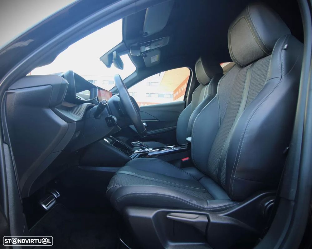 Peugeot e-208 50 kWh GT Line - 10