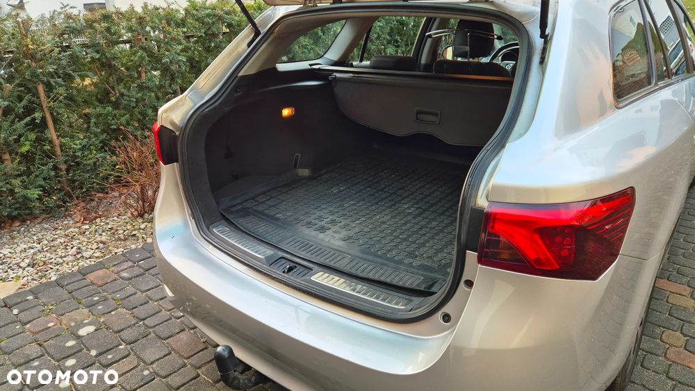 Toyota Avensis 2.0 D-4D Active Business - 8