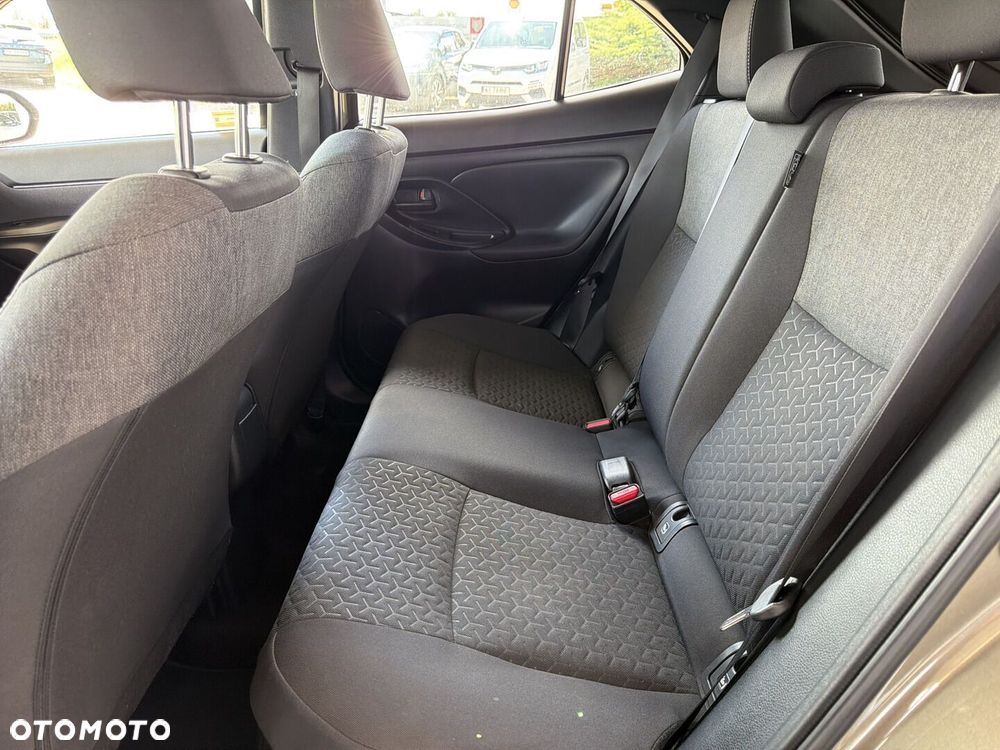 Toyota Yaris Cross Hybrid 1.5 Comfort - 12