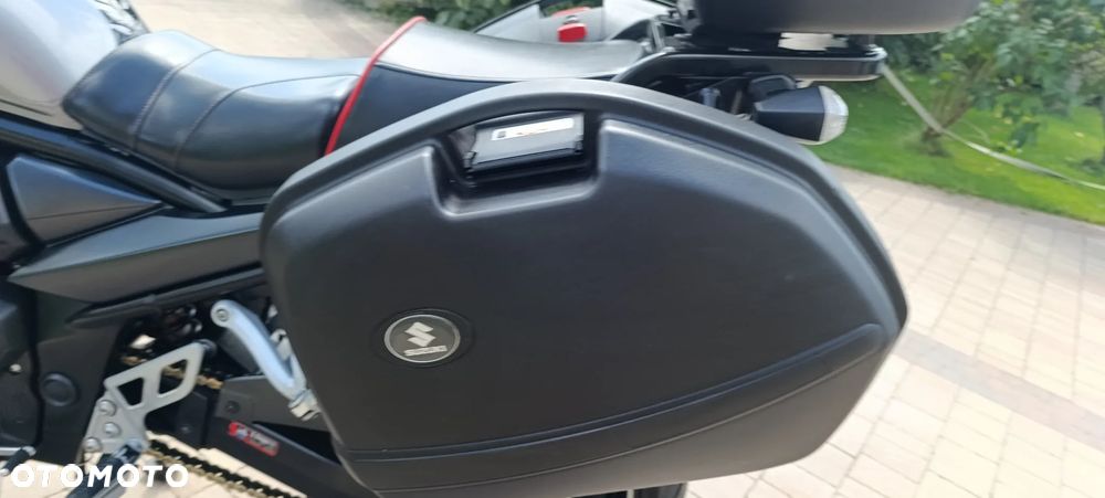 Suzuki GSX - 34